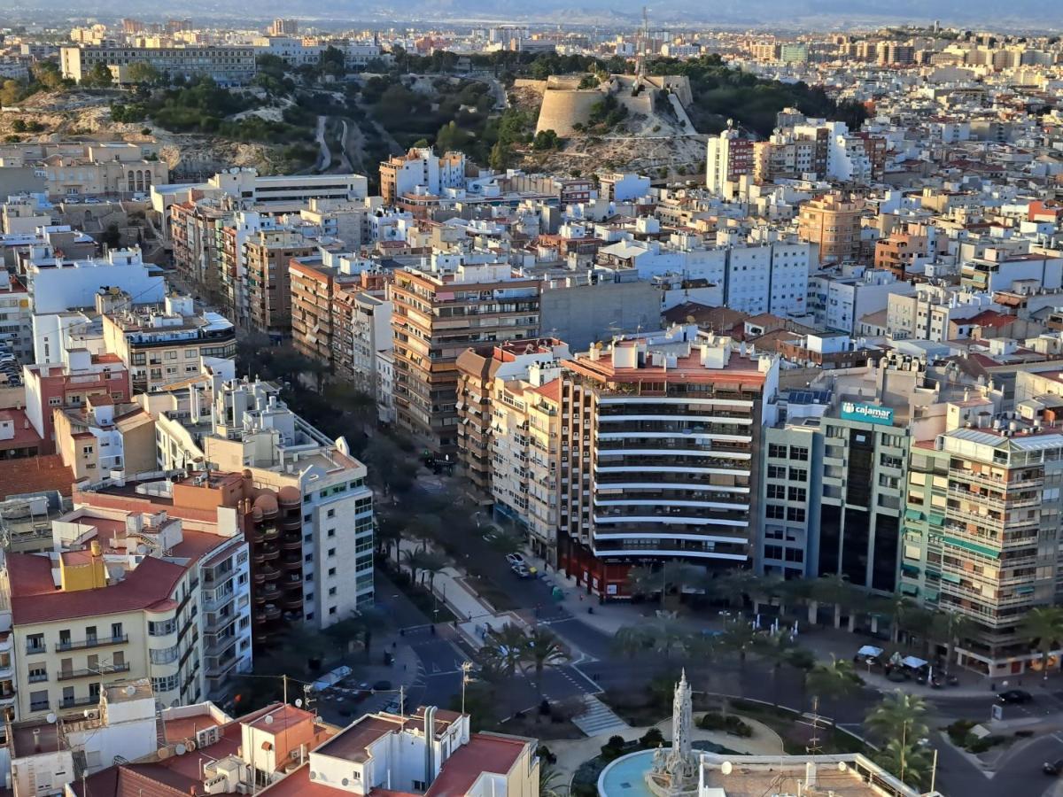 Alicante Skylights Apartments Luaran gambar
