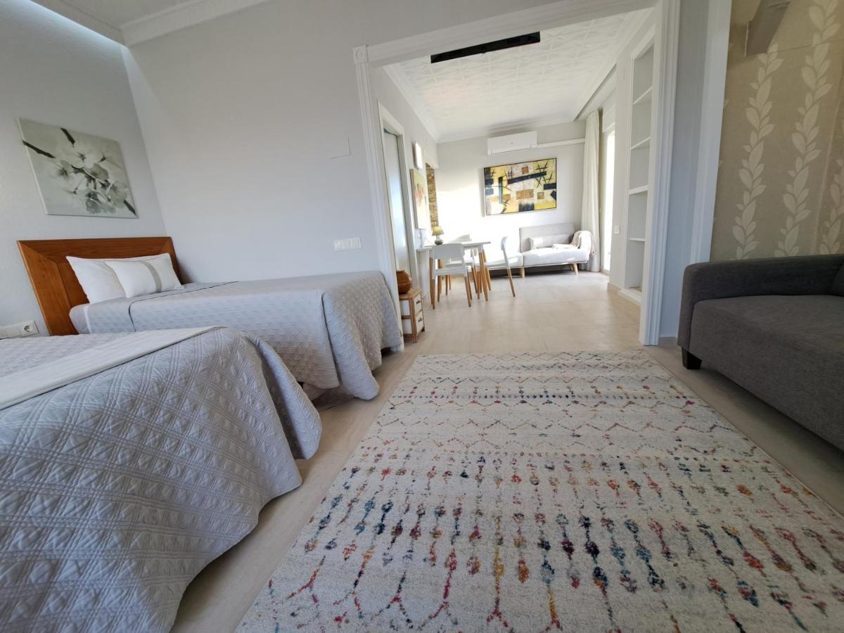 Alicante Skylights Apartments Luaran gambar